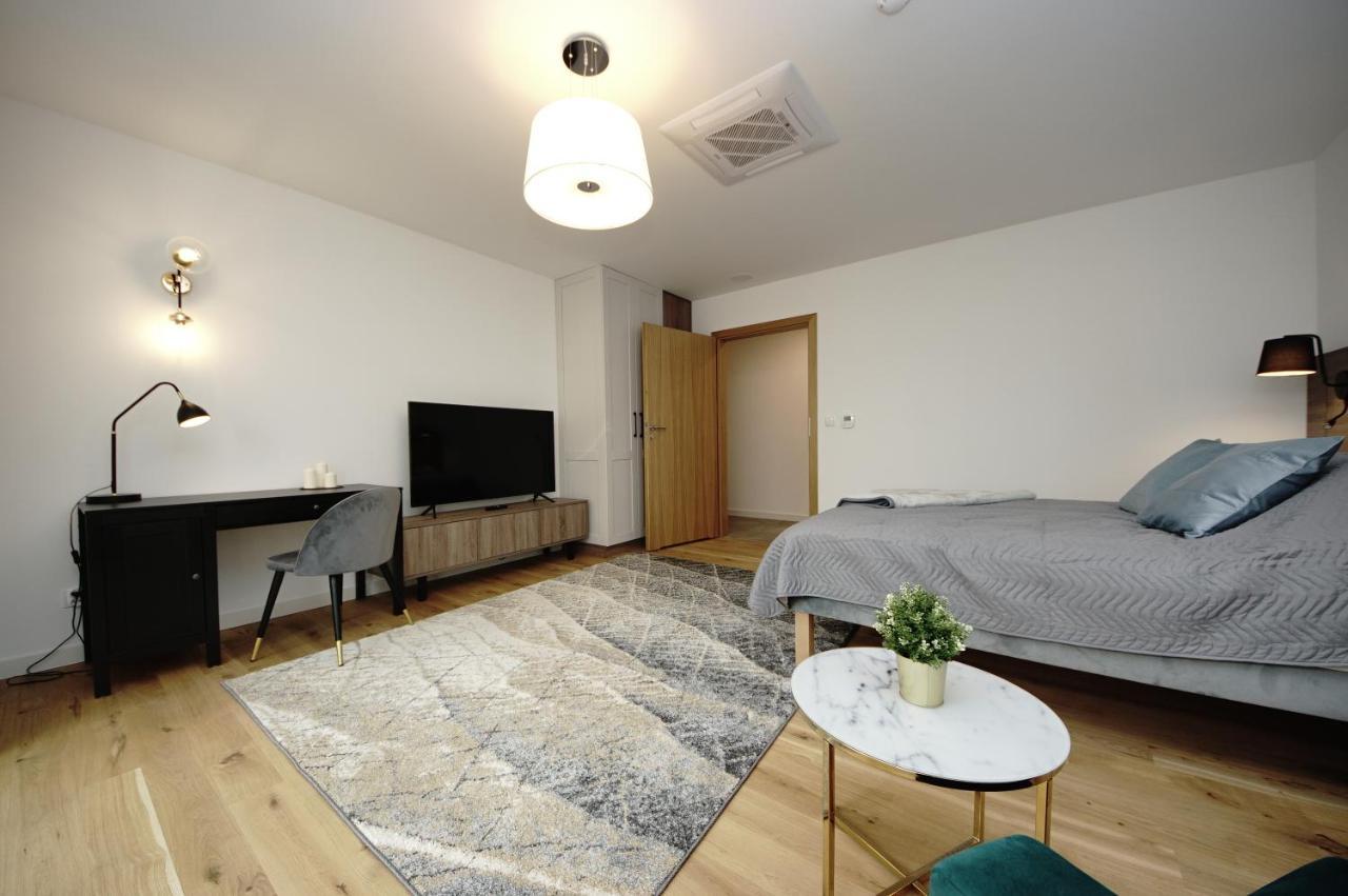 Bh Properties, Apartamenty Teatr Wybrzeze Srodmiescie グダニスク エクステリア 写真