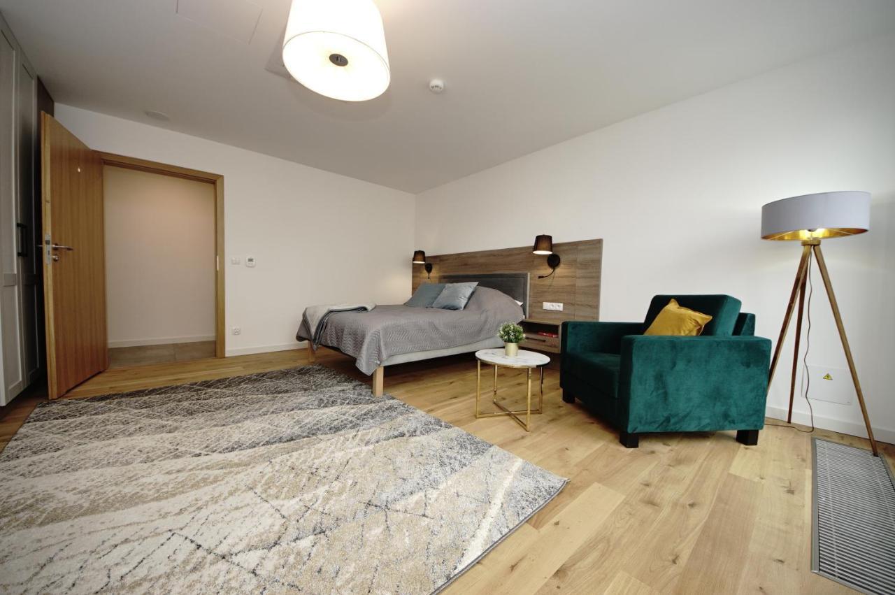 Bh Properties, Apartamenty Teatr Wybrzeze Srodmiescie グダニスク エクステリア 写真