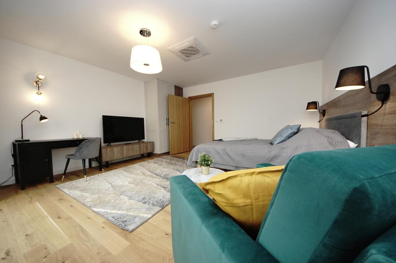 Bh Properties, Apartamenty Teatr Wybrzeze Srodmiescie グダニスク エクステリア 写真