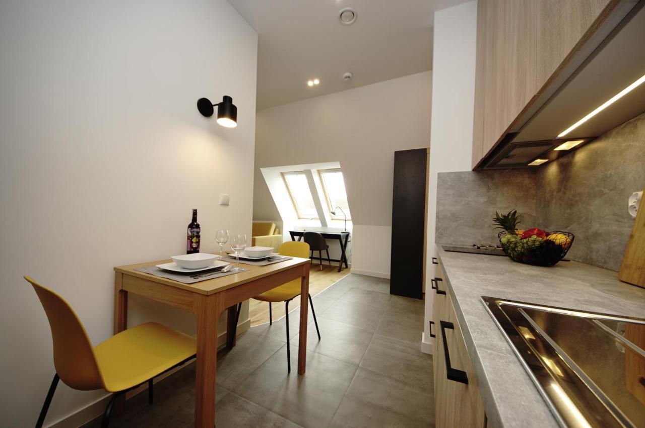 Bh Properties, Apartamenty Teatr Wybrzeze Srodmiescie グダニスク エクステリア 写真
