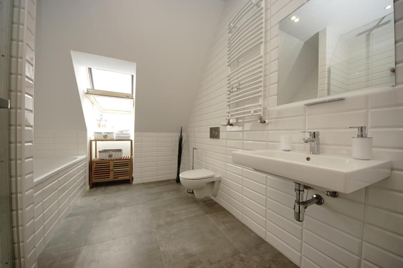 Bh Properties, Apartamenty Teatr Wybrzeze Srodmiescie グダニスク エクステリア 写真